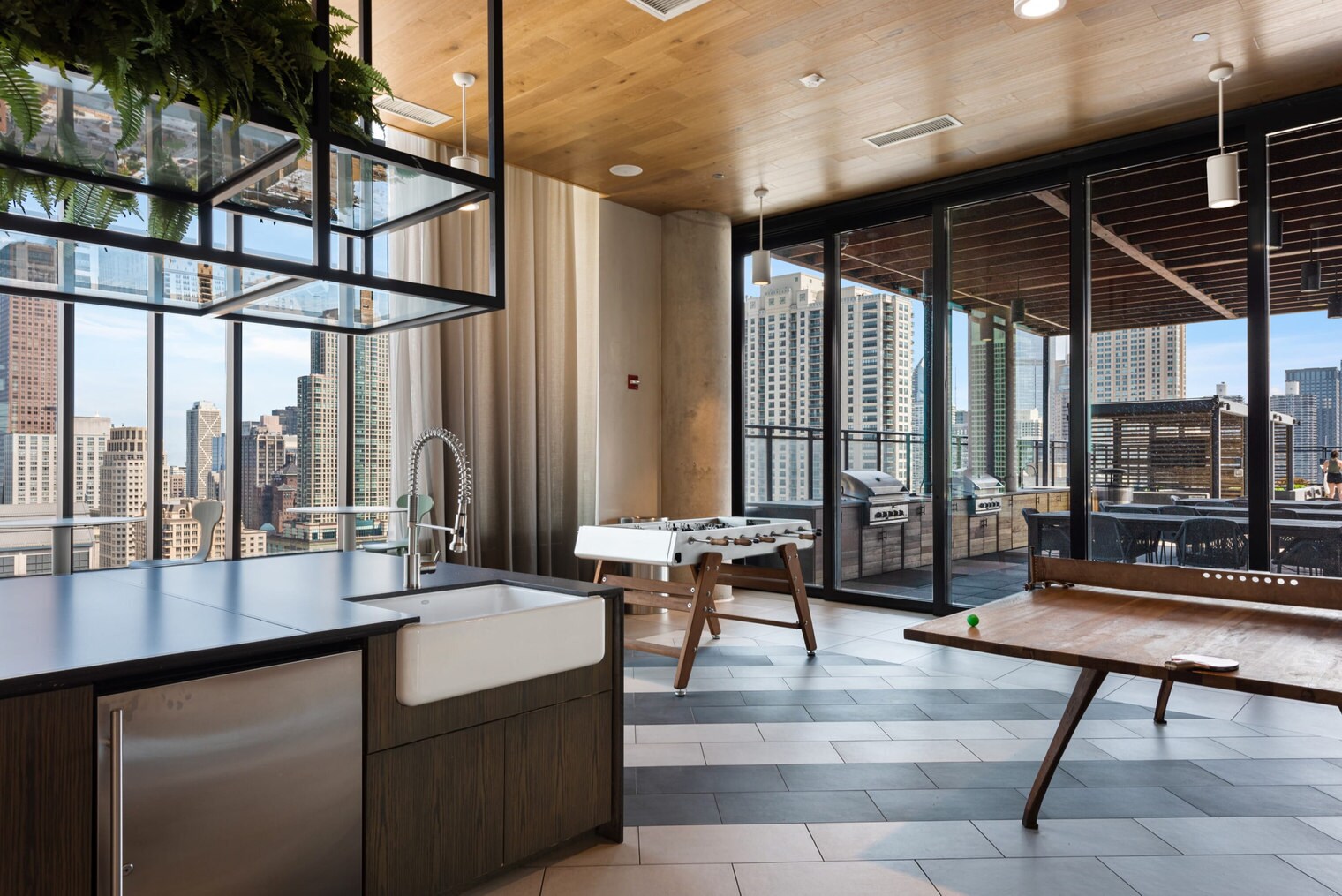 Building Photo - 1080 W Addison St