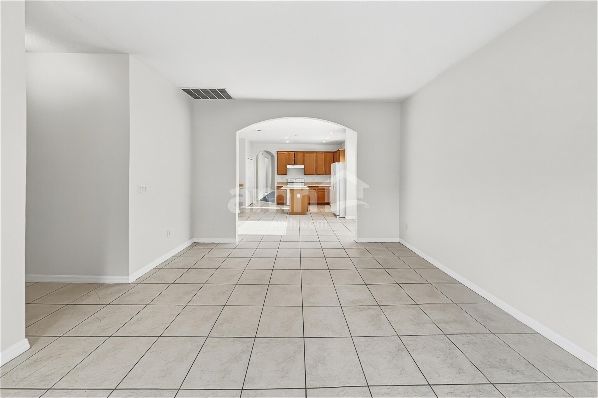 Building Photo - 1659 Canoe Creek Falls Dr