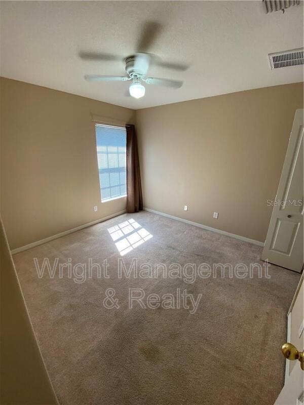 Building Photo - 7843 Foxgrove Dr