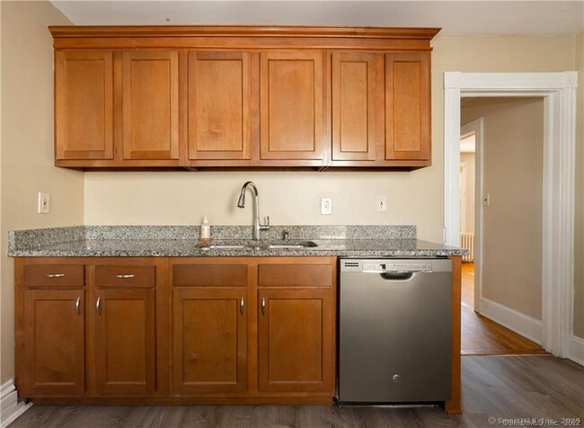 Building Photo - 748 Trout Brook Dr