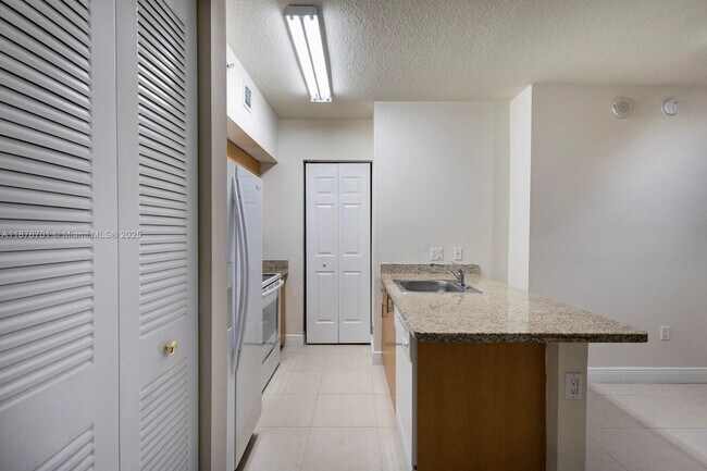 Building Photo - 2350 SW 27th Ave