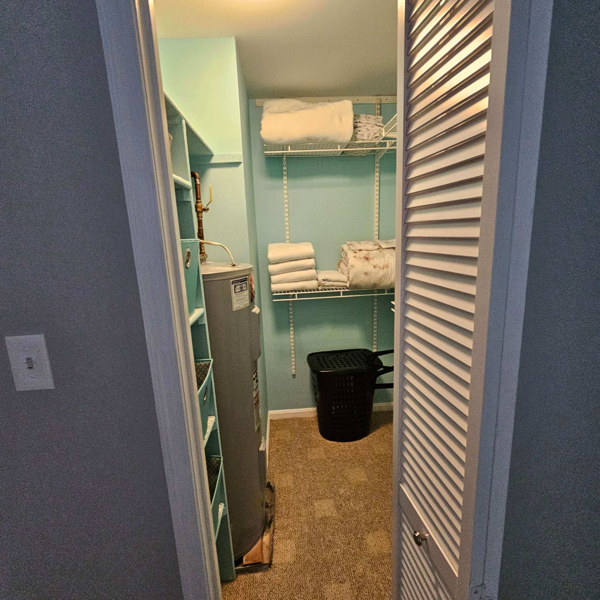 Building Photo - 8637 Beekman Pl