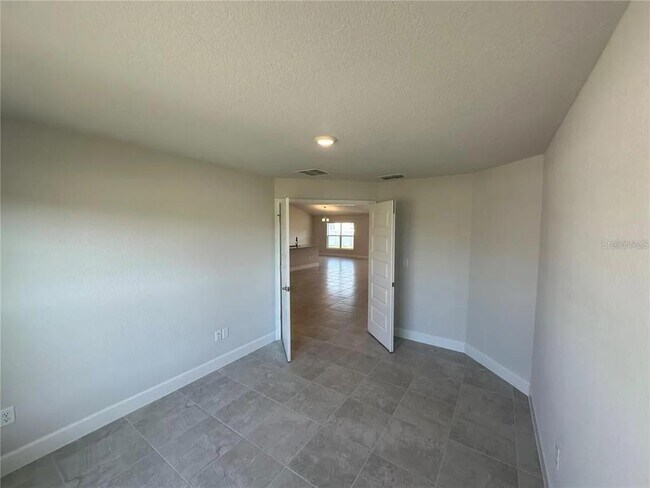 Building Photo - 4984 SW 91st PL