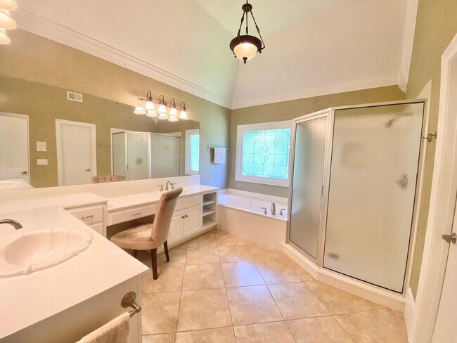 Building Photo - Beautiful Oconee County Home in Old Waverly