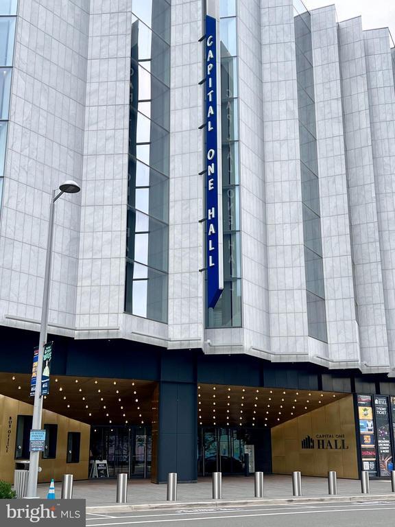 Building Photo - 1570 Spring Gate Dr.