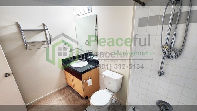 Building Photo - 4340 S Highland Dr