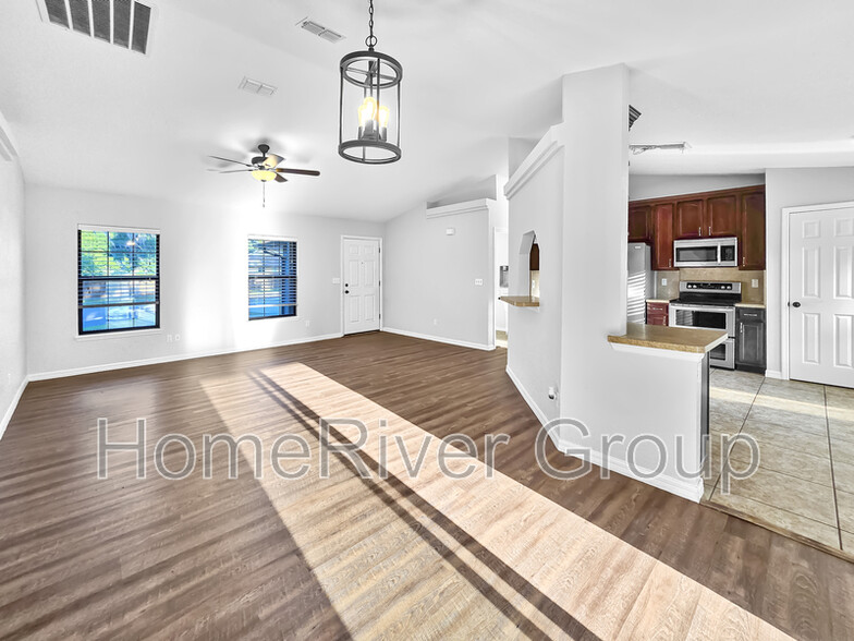Building Photo - 4724 NW 81st Ct