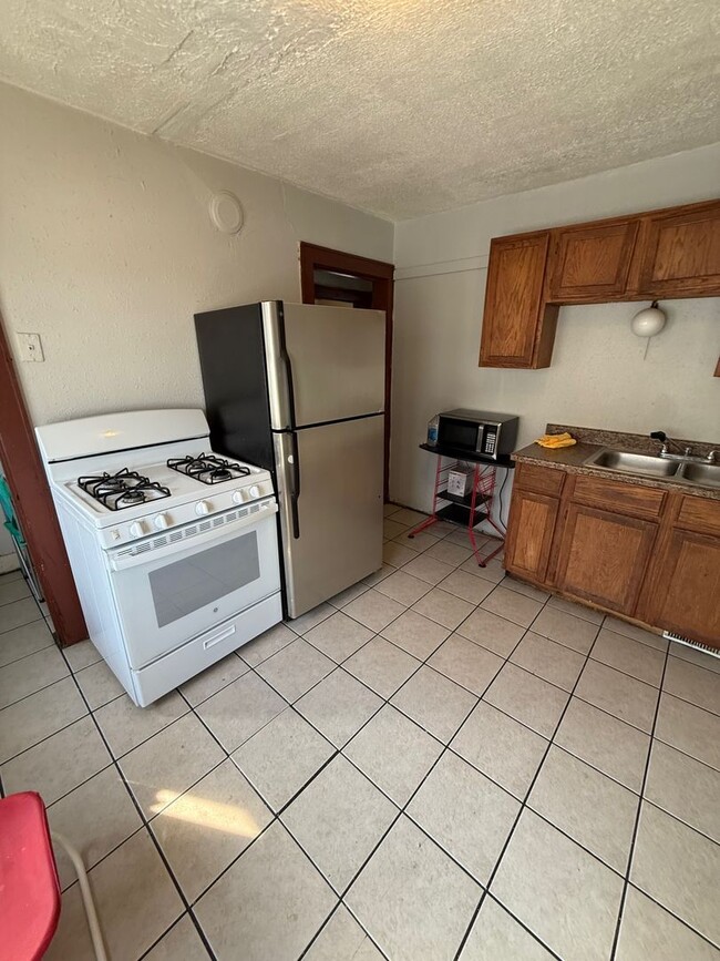 Building Photo - 3600 N Vel R. Phillips Ave