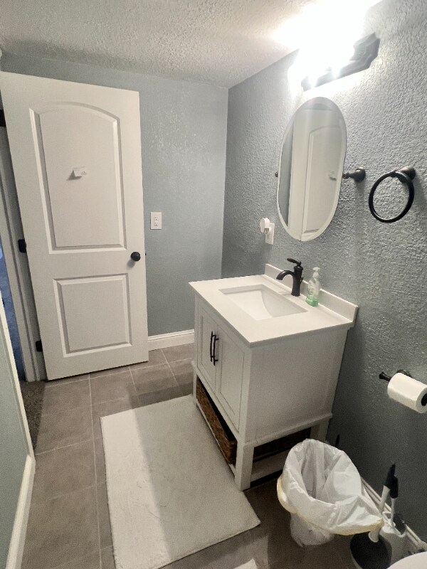 Building Photo - 3804 Brighton Dr