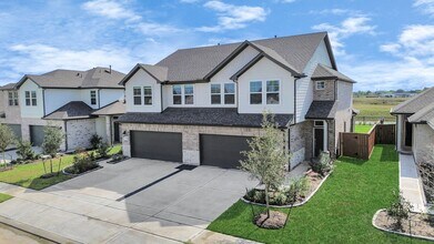 Building Photo - 21035 Shore Oak Dr