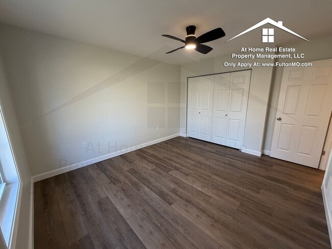 Building Photo - King Street 128-130 Duplex