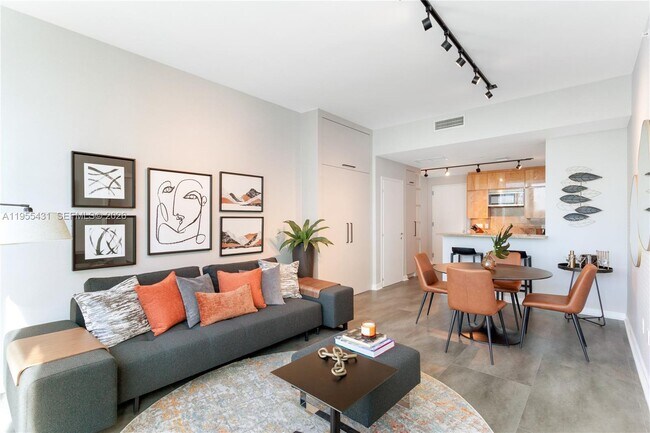 Building Photo - 50 South Pointe Dr