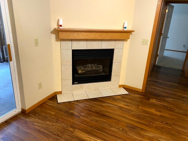 Building Photo - 3804 Creek Hill Dr