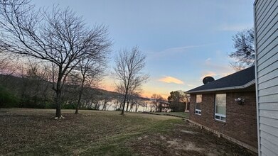 Building Photo - 8565 Lorene St