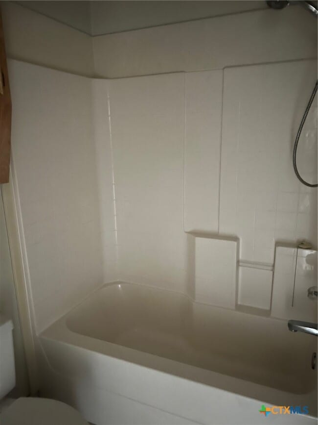 Building Photo - 1809 N W S Young Dr