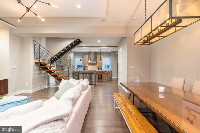 Building Photo - 608 N 3rd St