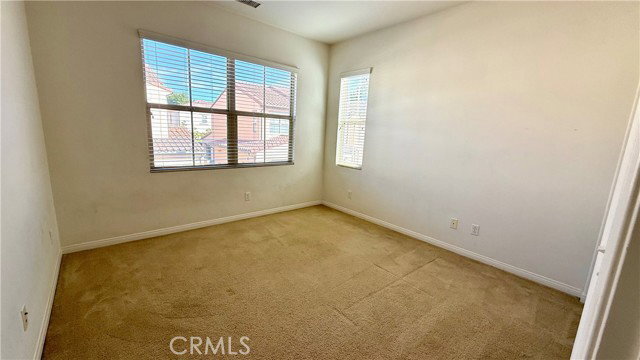 Building Photo - 64 Sedgewick