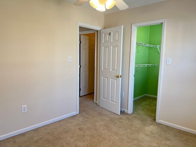 Building Photo - 3 Bedroom | 2.5 Bath Home in Holly Springs...