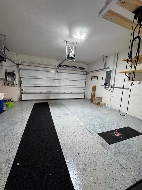 Building Photo - 16819 Canopy Garden Dr