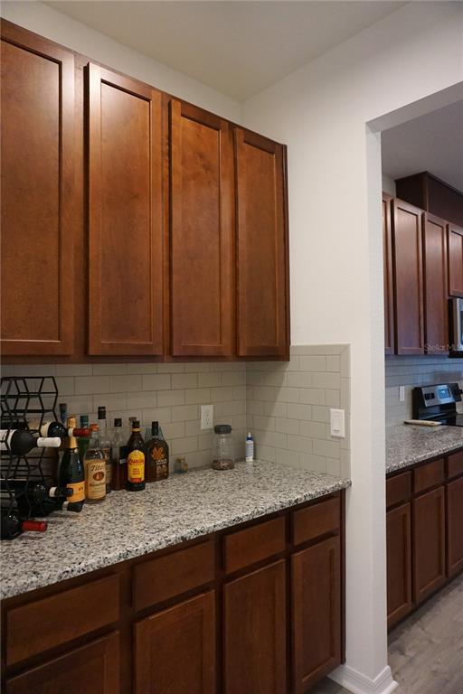 Building Photo - 5732 Newberry Pnes Ave