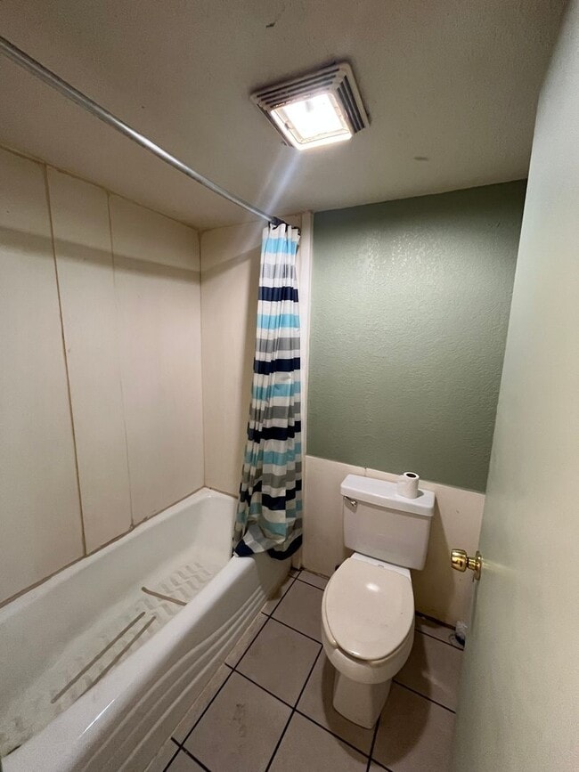 Building Photo - Cozy Studio Apartment in East Nashville....Furnished or Unfurnished. Occupancy limit for 1 person