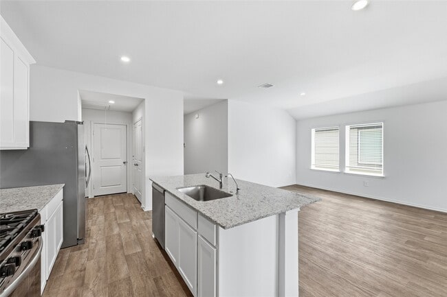Building Photo - 31323 Heddington Ln