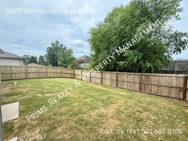 Building Photo - 8609 Westwood Crk Dr