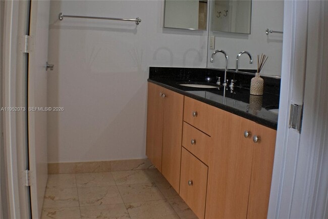 Building Photo - 6917 Collins Ave