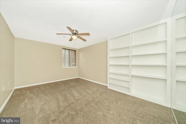 Building Photo - 6711 Park Heights Ave