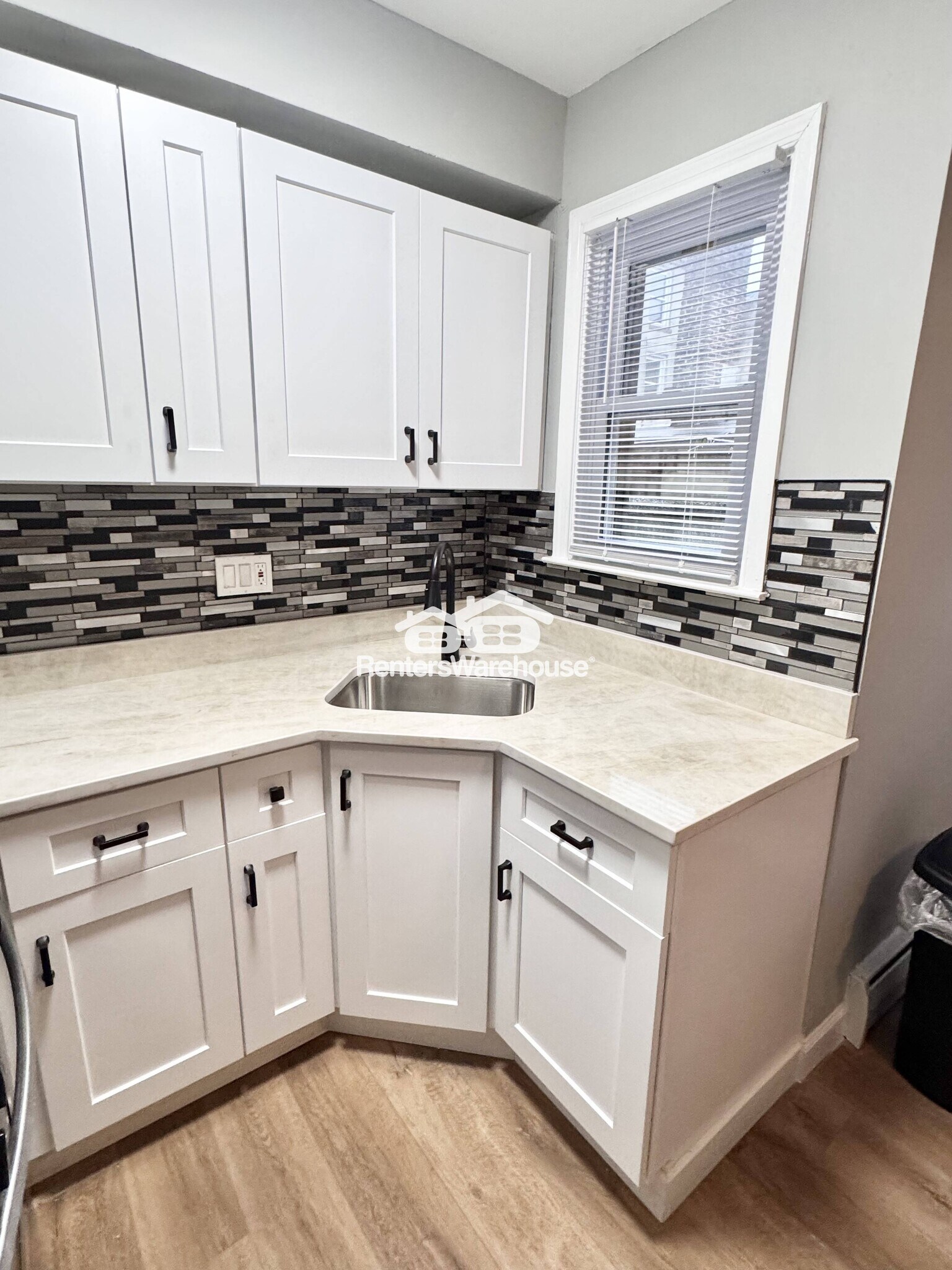 Building Photo - 1308 Gough St