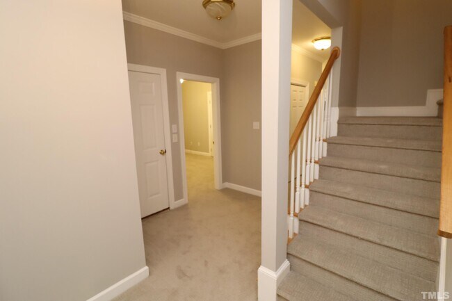 Building Photo - 100 Pebble Ridge Farms Ct