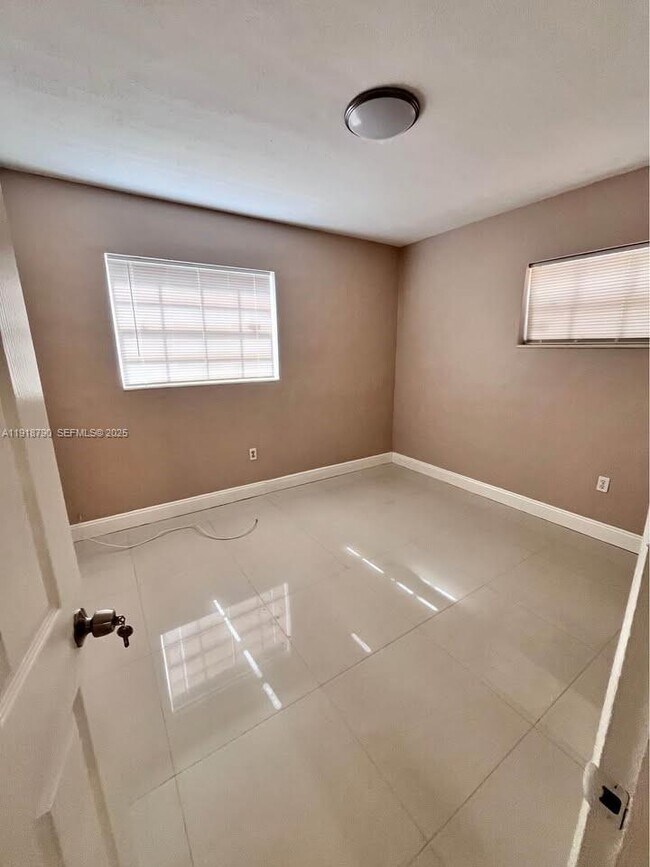 Building Photo - 251 N 68th Terrace