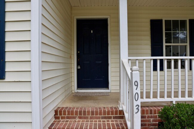 Building Photo - Knightdale Rental Home - Great Location!
