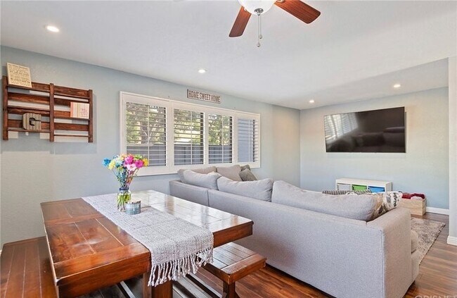 Building Photo - 11311 Tampa Ave