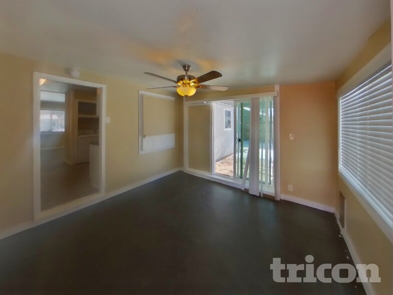 Building Photo - 1928 S Franklin Ave