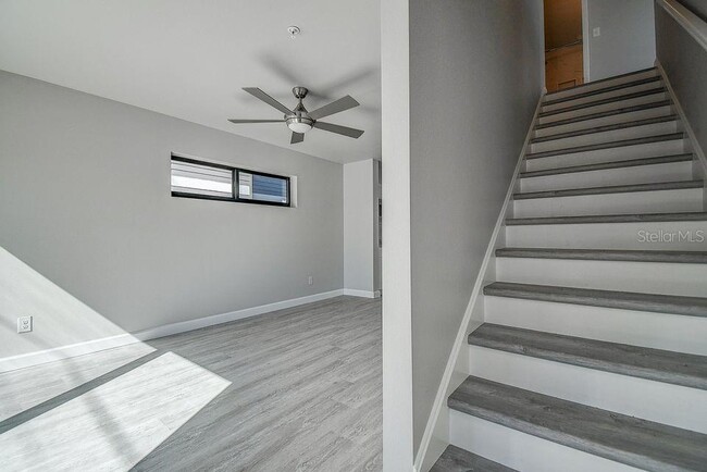 Building Photo - 5789 75th Terrace