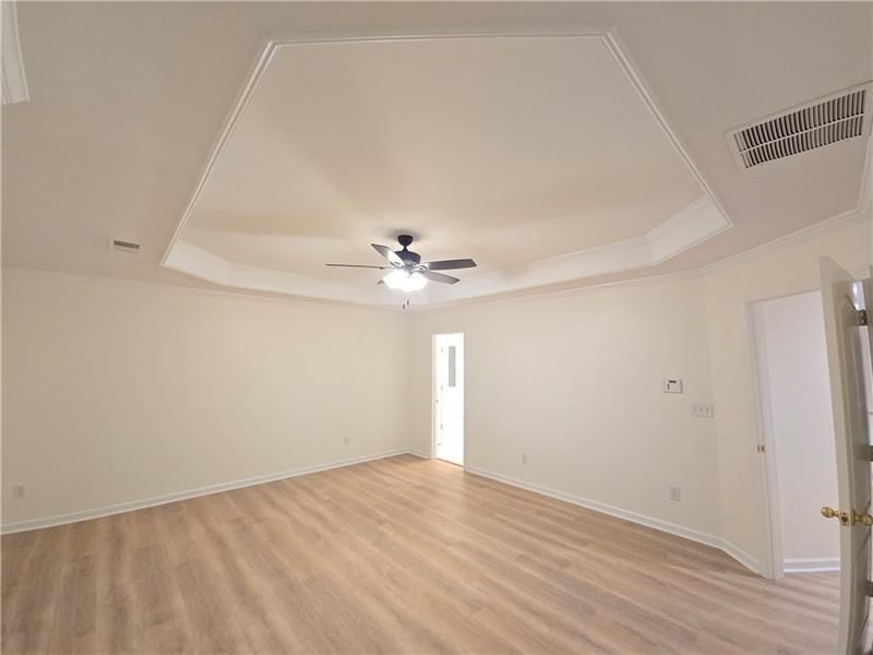 Building Photo - 12592 Waterside Dr