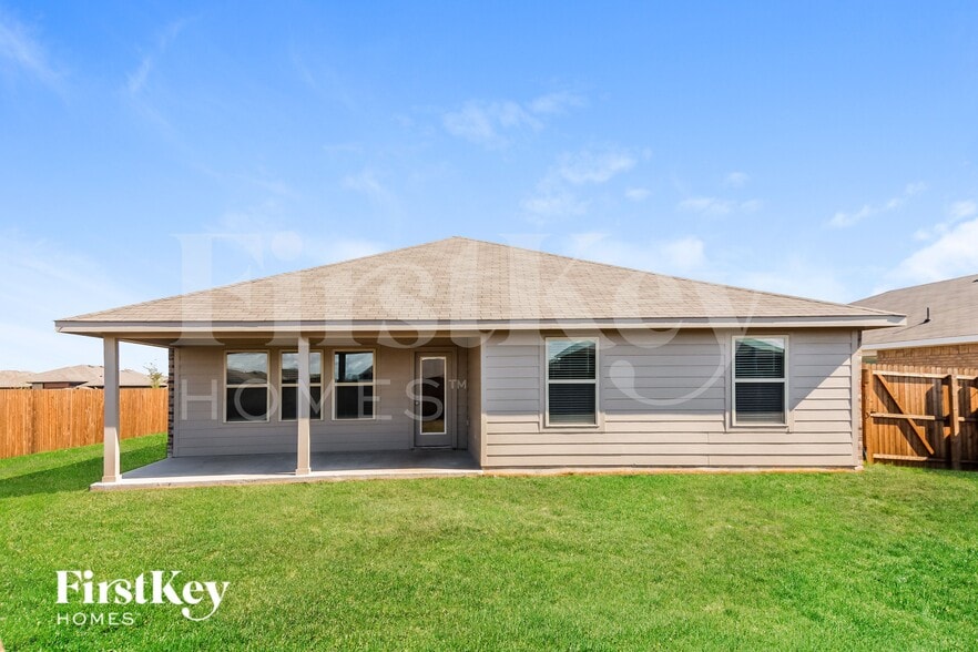 Building Photo - 406 Knapsack Ln