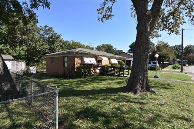 Building Photo - 1202 Sunnyside St