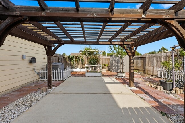 Building Photo - 5103 Dauntless Dr