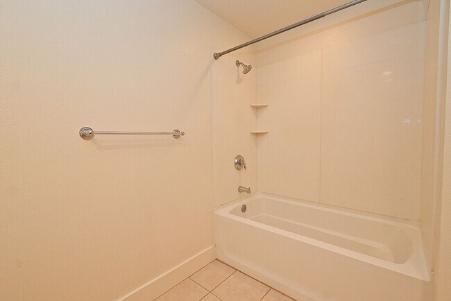 Building Photo - COMING SOON $2,650- CUTEST CONDO IN DOWNTO...