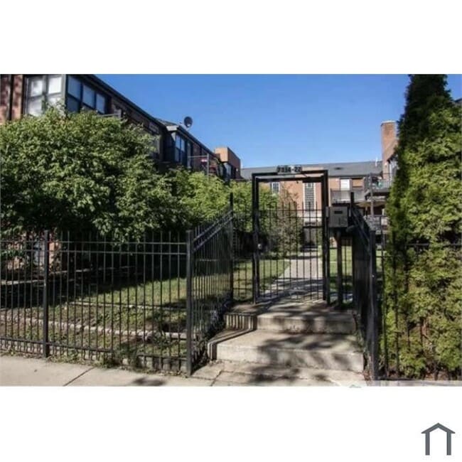 Building Photo - 7320 N Winchester Ave