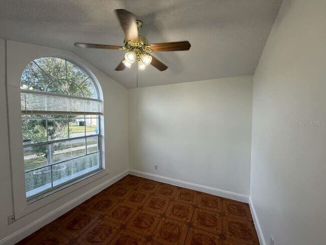 Building Photo - 2009 River Park Blvd