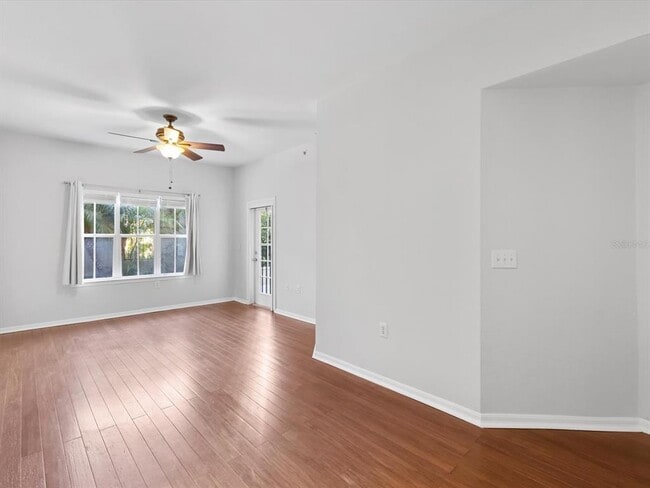 Building Photo - 200 4th Ave S