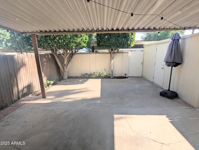 Building Photo - 5922 N 83rd St