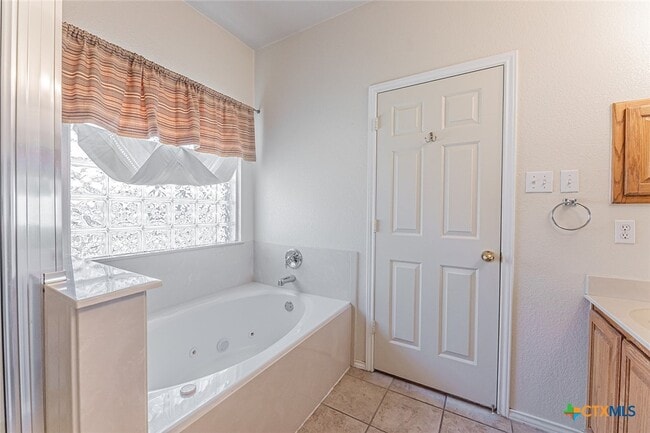 Building Photo - 514 Prospector Trl
