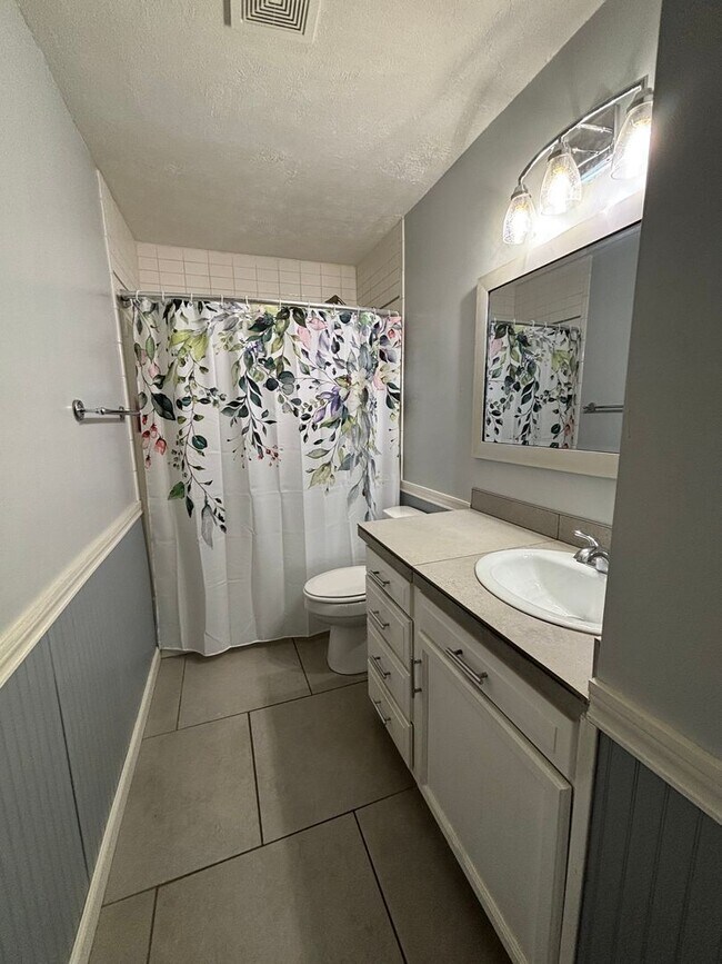 Building Photo - Bossier