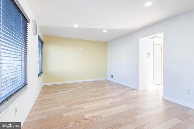 Building Photo - 1615 Fendall Ct