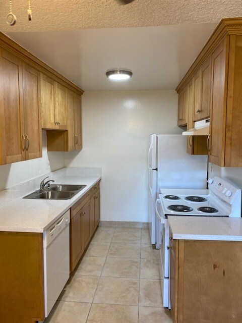 Building Photo - 3717 Bagley Ave