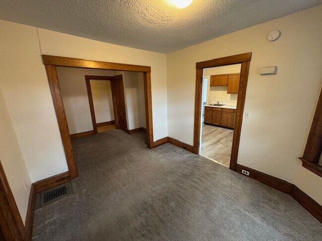 Building Photo - 1-7 Glenwood Ave.